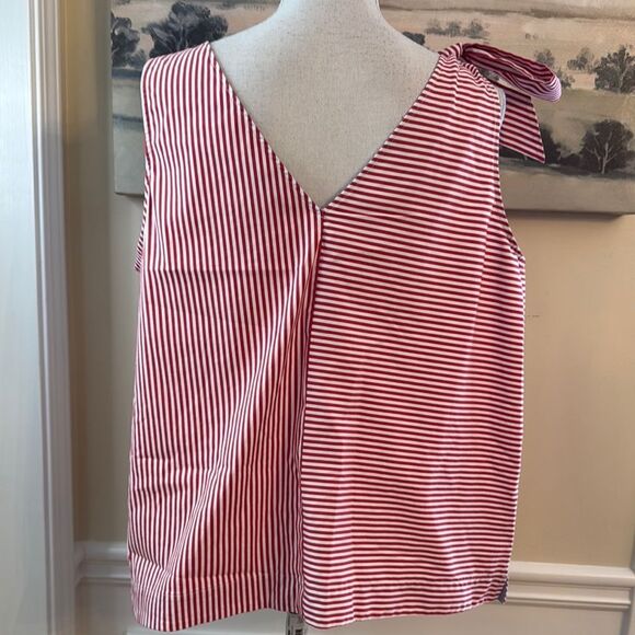 Vineyard Vines Red and White Striped Tank Top - Picture 4 of 6